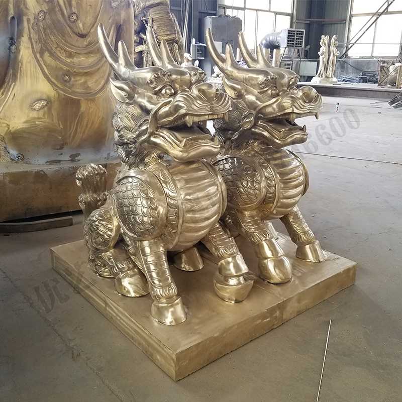 銅麒麟擺件，風(fēng)水麒麟擺件，傳統(tǒng)麒麟雕塑