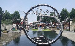 不銹鋼雕塑價格的高低與哪些因素有關(guān)？