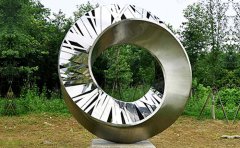 如何判斷不銹鋼雕塑廠家的綜合實(shí)力？